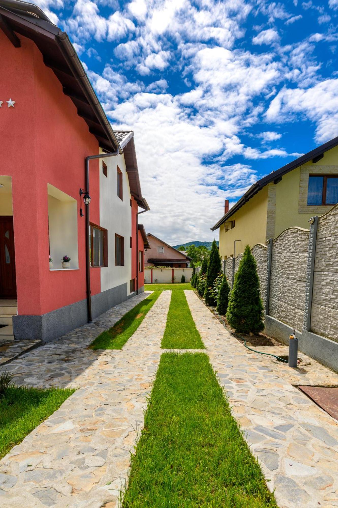Casa Alex Calimanesti Hotel Luaran gambar