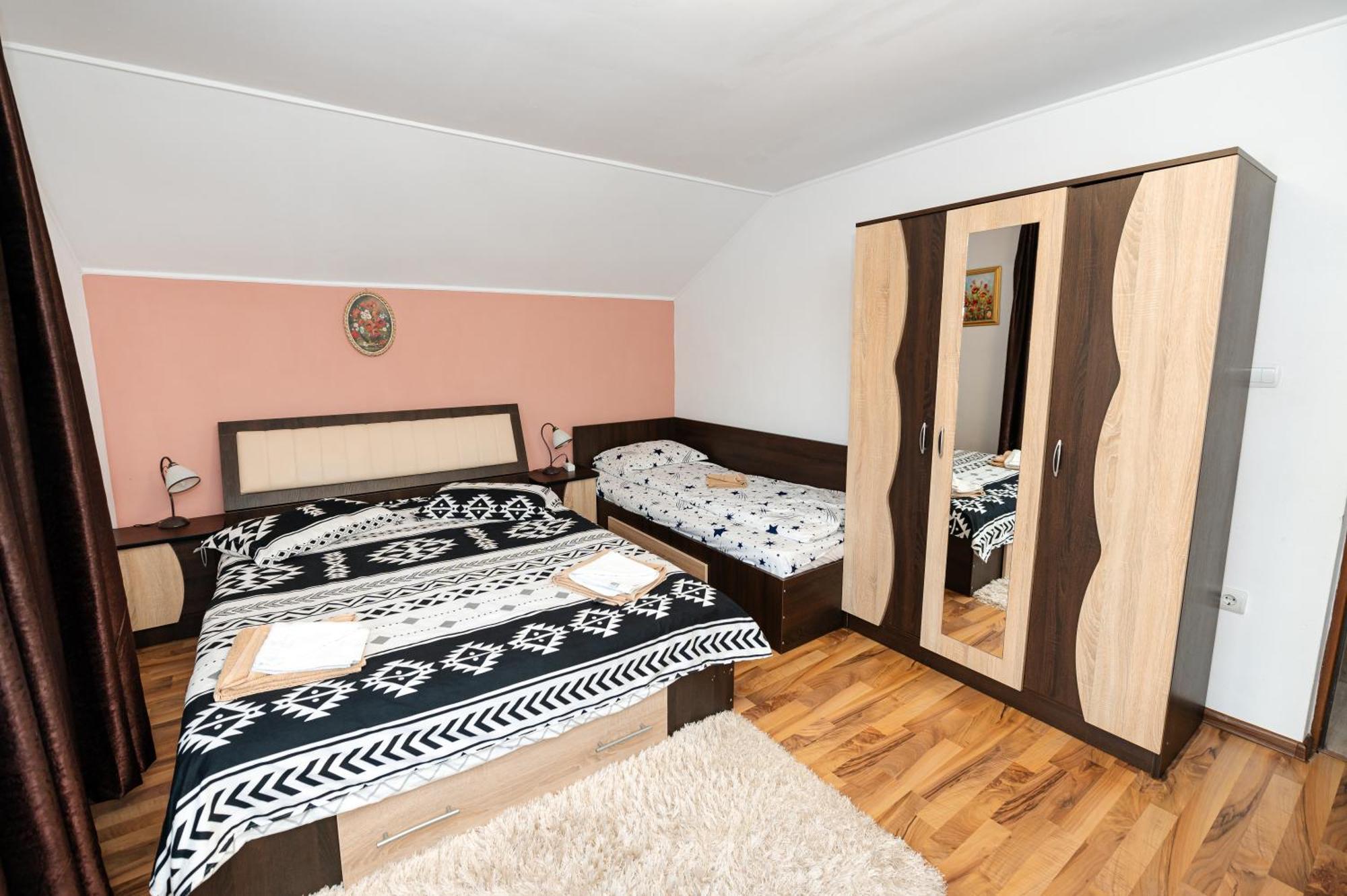 Casa Alex Calimanesti Hotel Luaran gambar